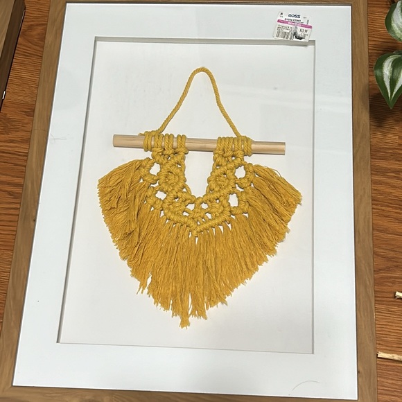 Decor - Picture 2 of 2